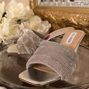 NEW Steve Madden Mules